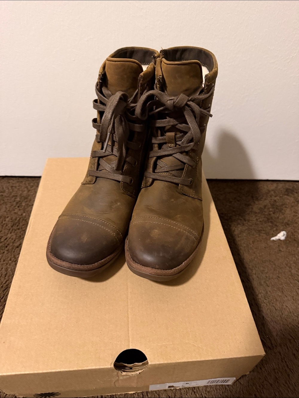 Women’s UGG Brown Lace-Up Leather Boots
